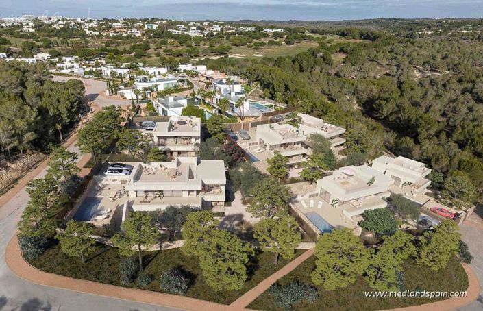 Image No.14-3 Bed Villa for sale