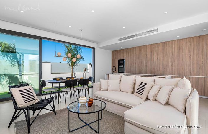 Image No.3-3 Bed Villa for sale