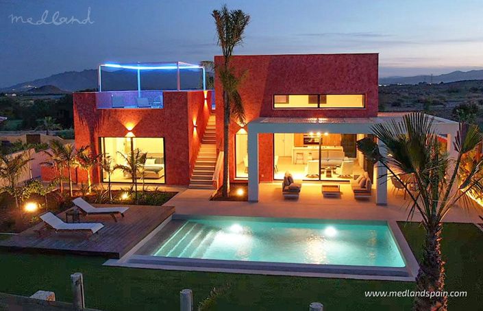 Image No.2-3 Bed Villa for sale