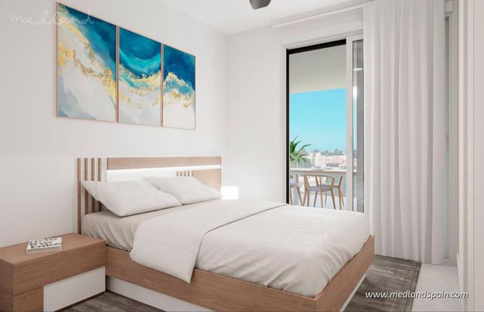 Image No.8-3 Bed Apartment for sale