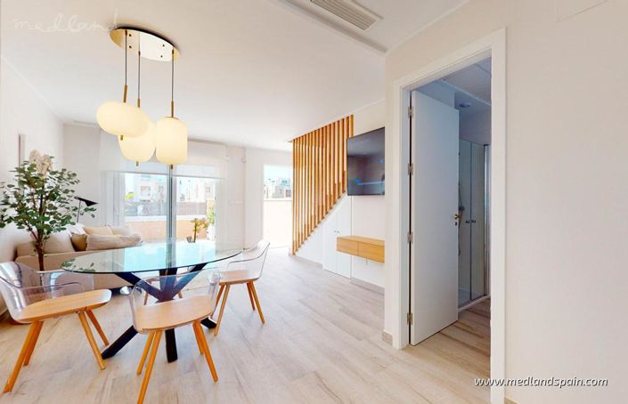 Image No.3-3 Bed Townhouse for sale