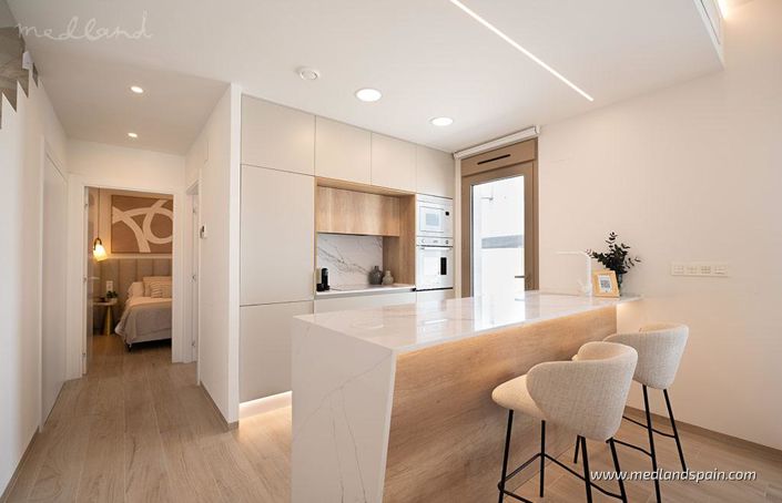 Image No.5-3 Bed Townhouse for sale