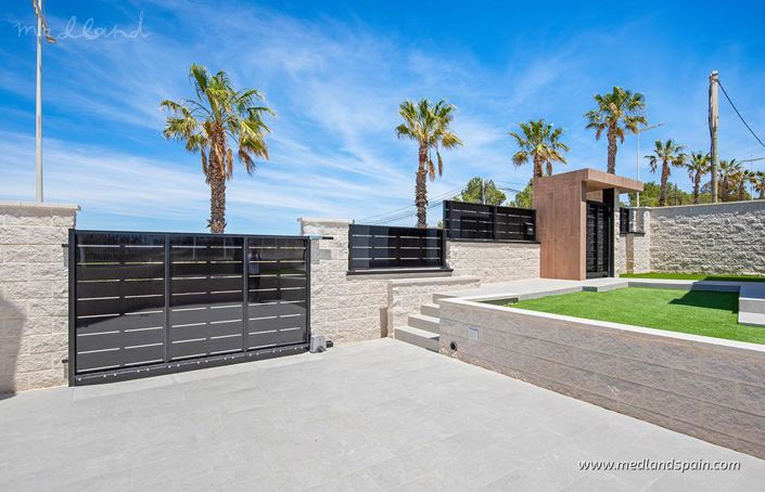 Image No.14-3 Bed Villa for sale