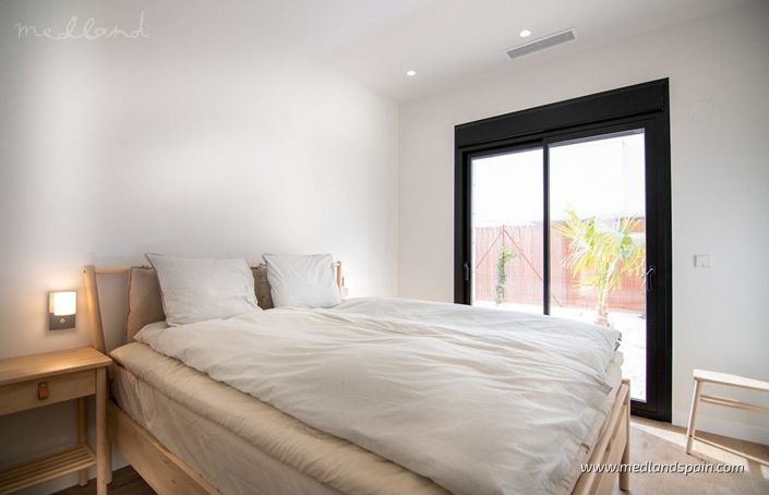 Image No.10-3 Bed Villa for sale