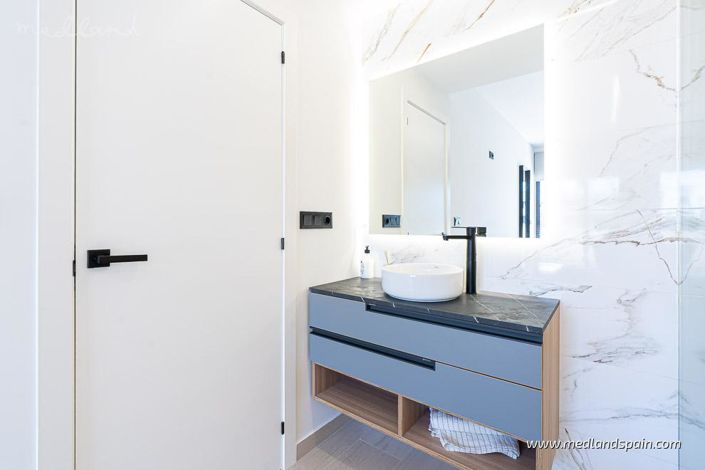 Image No.10-2 Bed Apartment for sale