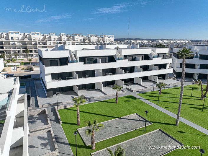 Image No.14-2 Bed Apartment for sale