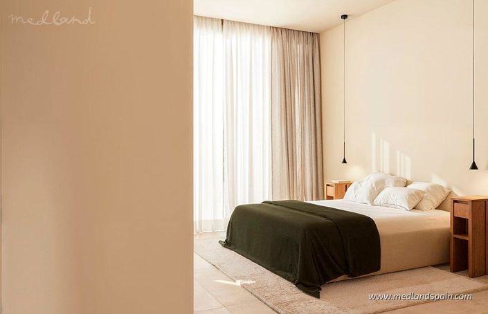 Image No.13-4 Bed Villa for sale