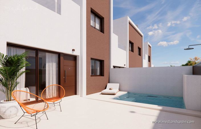 Image No.12-3 Bed Townhouse for sale