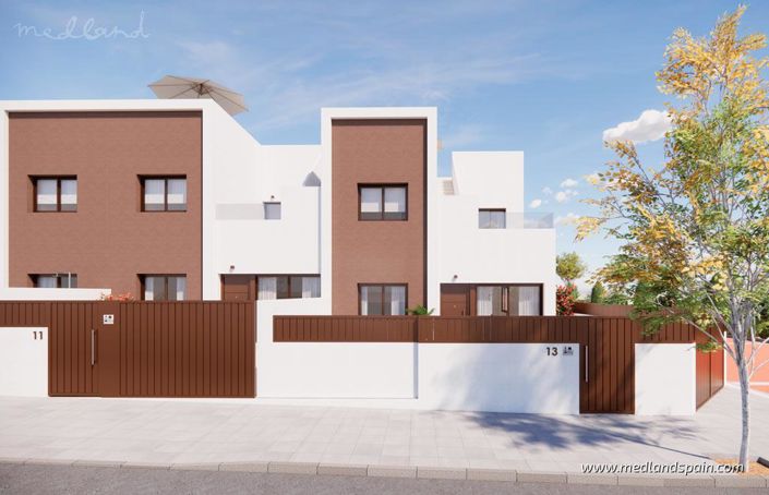 Image No.15-3 Bed Townhouse for sale