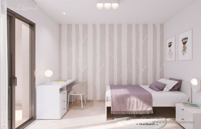 Image No.7-3 Bed Townhouse for sale