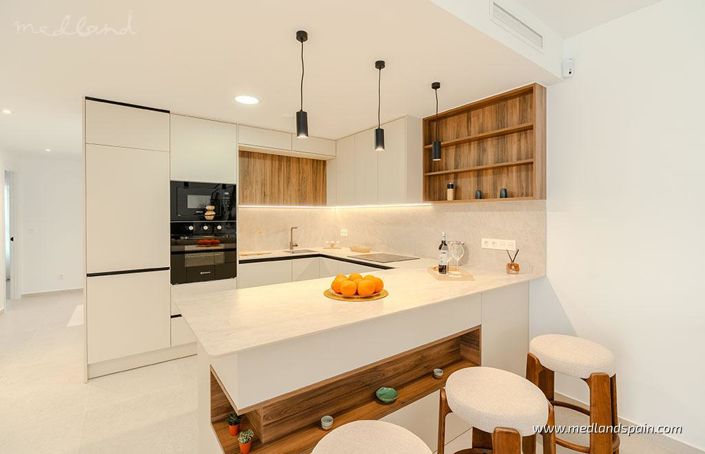 Image No.3-3 Bed Townhouse for sale