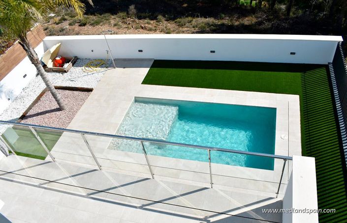 Image No.10-3 Bed Villa for sale