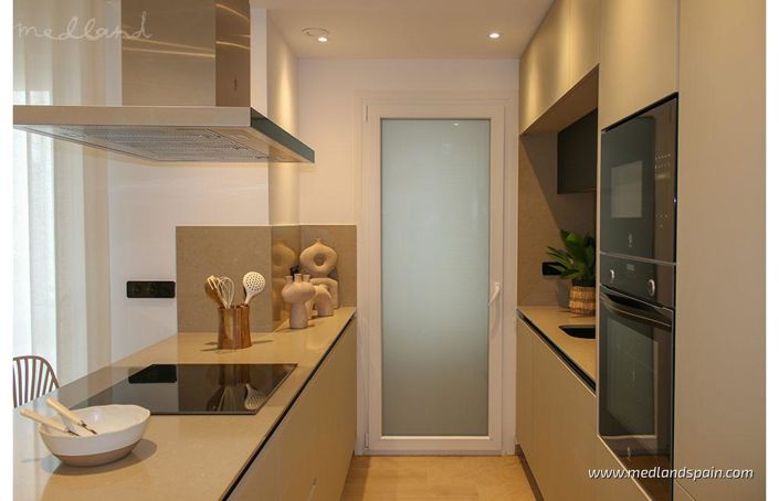 Image No.4-3 Bed Apartment for sale