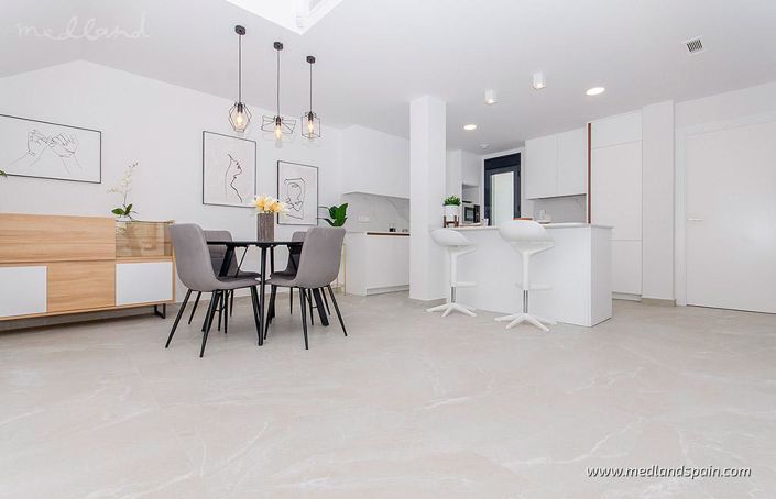 Image No.8-2 Bed Apartment for sale