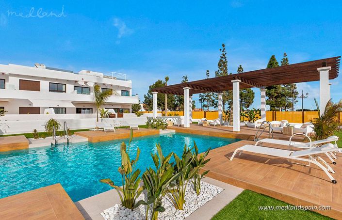 Image No.15-3 Bed Apartment for sale