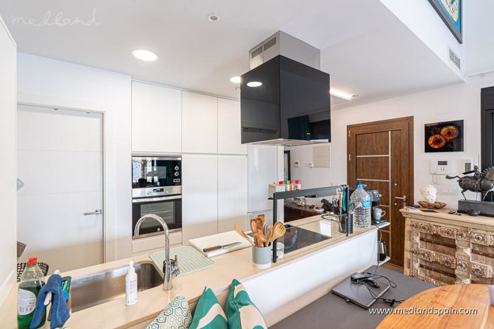 Image No.6-3 Bed Villa for sale