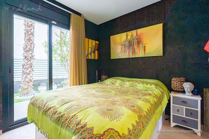 Image No.7-3 Bed Villa for sale