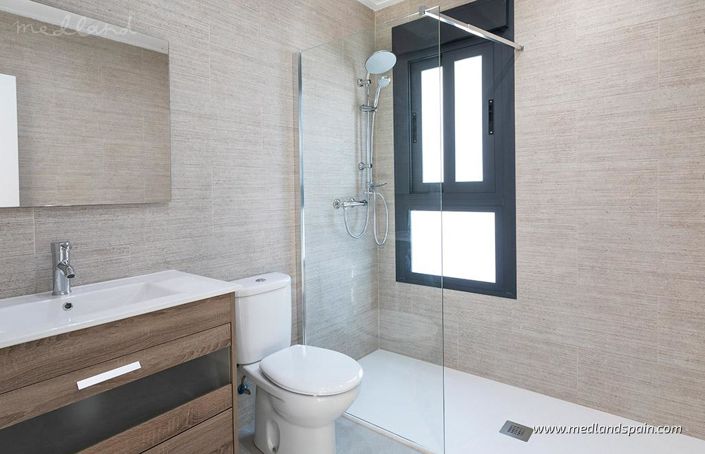 Image No.15-3 Bed Villa for sale