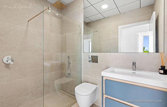 Image No.11-3 Bed Villa for sale