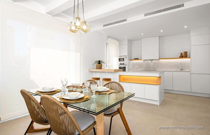 Image No.7-3 Bed Villa for sale