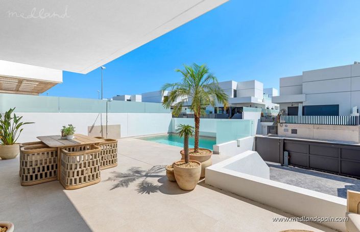 Image No.12-3 Bed Villa for sale