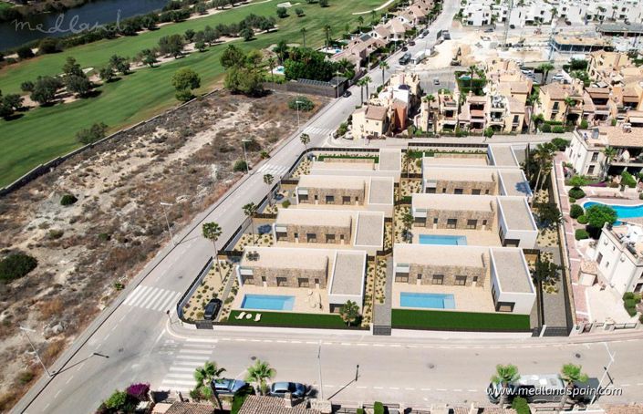 Image No.10-3 Bed Villa for sale