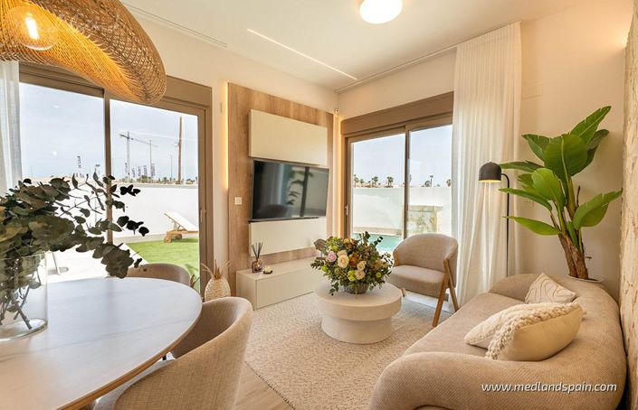 Image No.4-3 Bed Villa for sale