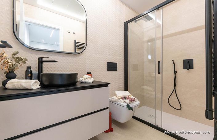 Image No.10-3 Bed Villa for sale