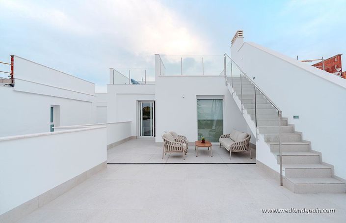 Image No.12-3 Bed Villa for sale