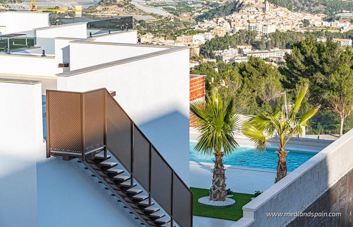 Image No.12-3 Bed Villa for sale