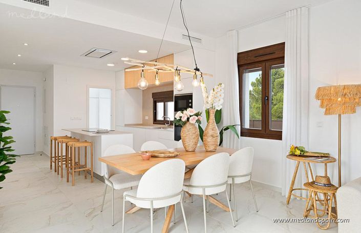 Image No.4-3 Bed Villa for sale