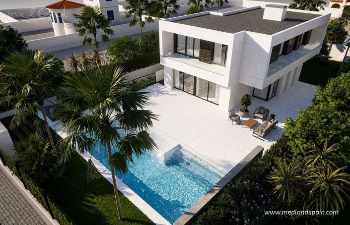 Image No.2-4 Bed Villa for sale