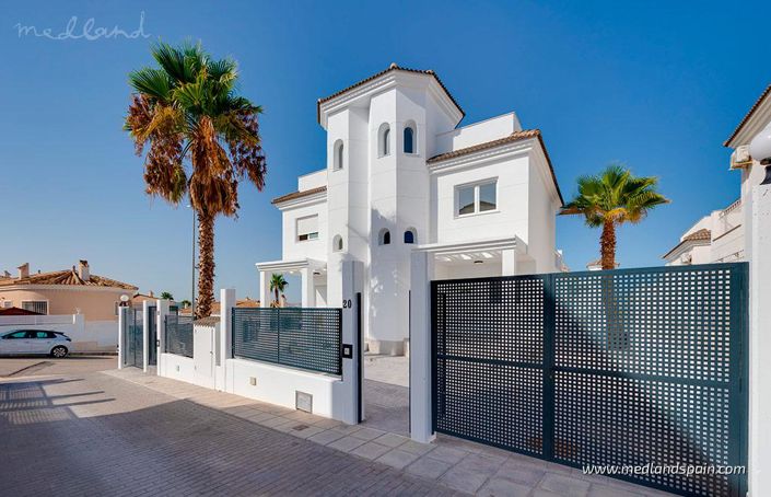 Image No.14-3 Bed Villa for sale