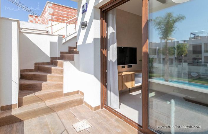 Image No.13-3 Bed Apartment for sale