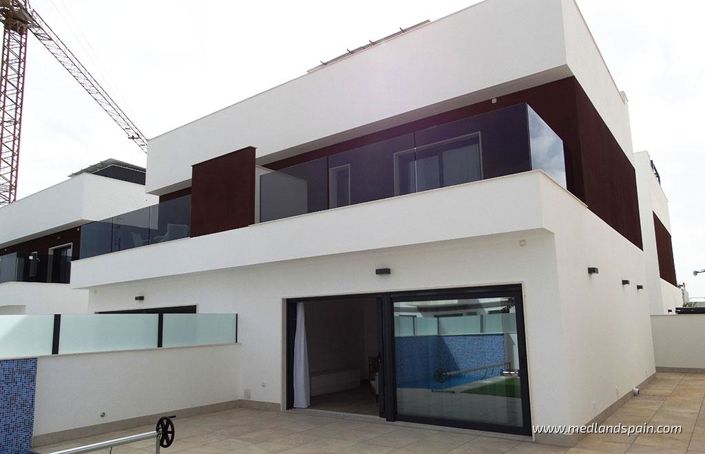 Image No.2-3 Bed Townhouse for sale