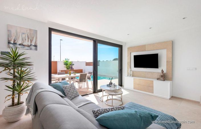 Image No.3-3 Bed Villa for sale