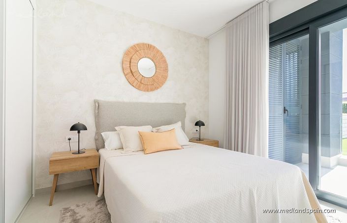 Image No.11-2 Bed Apartment for sale