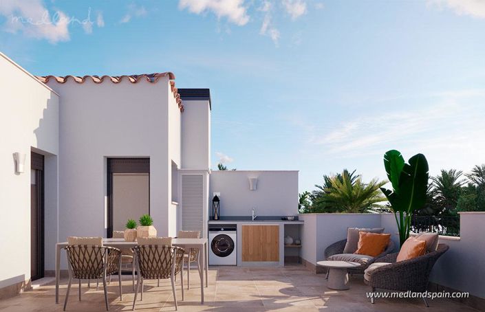 Image No.10-3 Bed Townhouse for sale