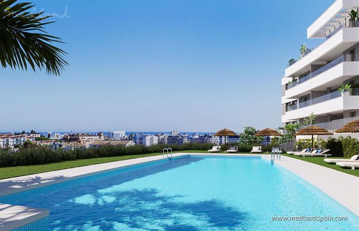 Image No.2-Appartement de 2 chambres à vendre à Estepona