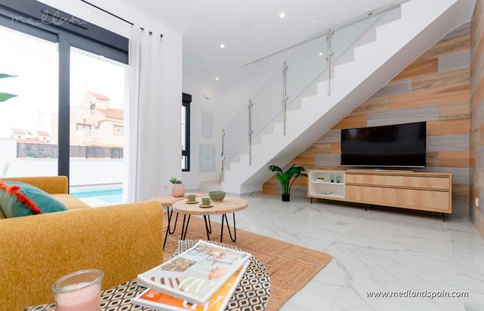 Image No.2-Villa de 3 chambres à vendre à Torrevieja