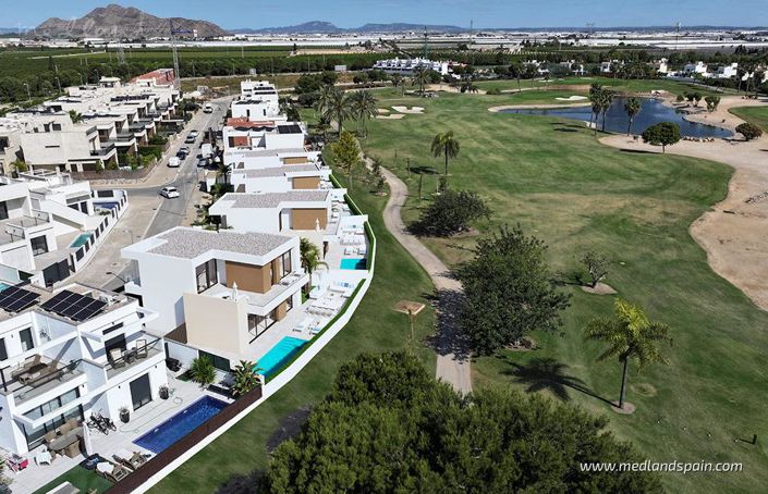 Image No.11-3 Bed Villa for sale