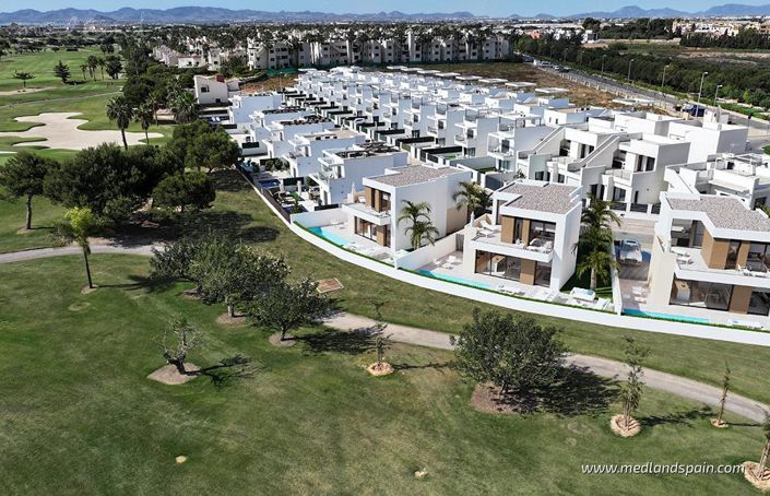 Image No.8-3 Bed Villa for sale