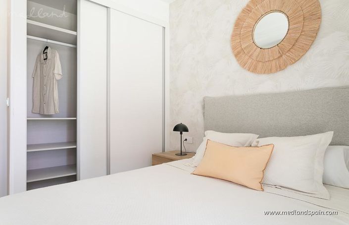 Image No.12-2 Bed Apartment for sale