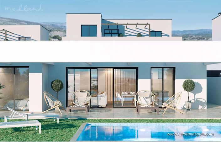 Image No.3-3 Bed Villa for sale