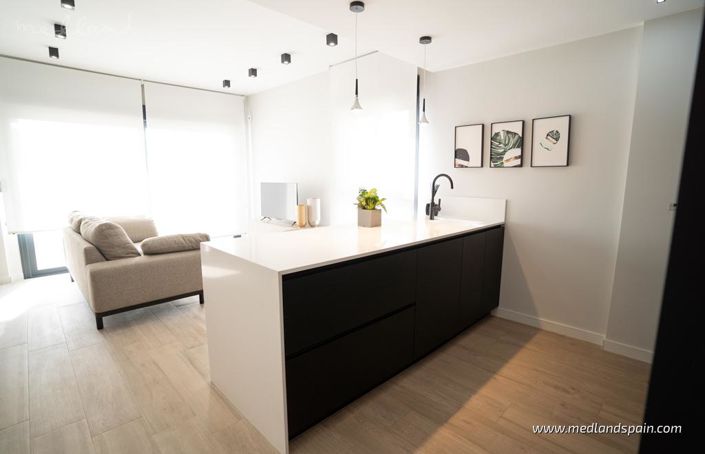 Image No.6-3 Bed Townhouse for sale