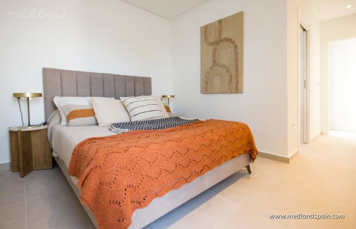 Image No.6-2 Bed Apartment for sale