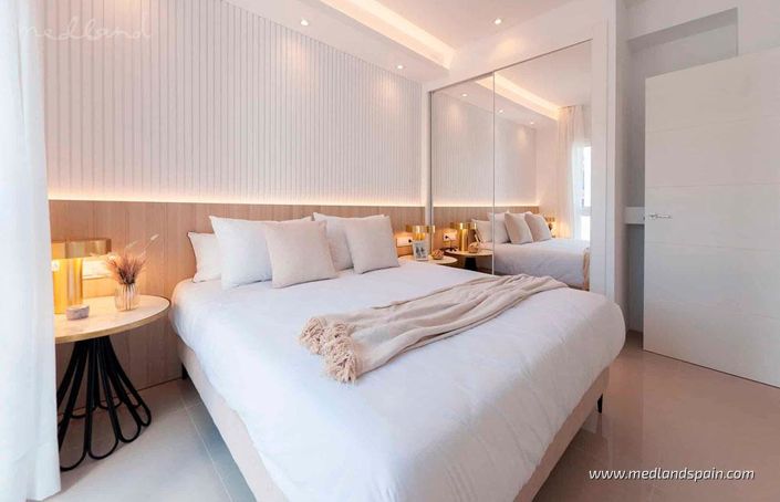 Image No.15-2 Bed Apartment for sale