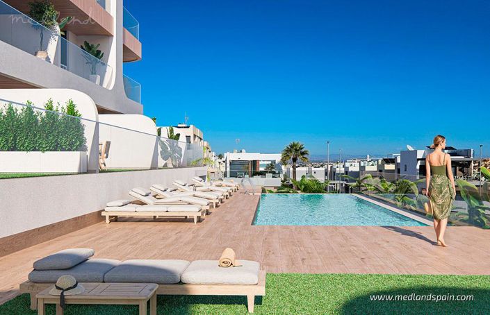 Image No.8-3 Bed Apartment for sale