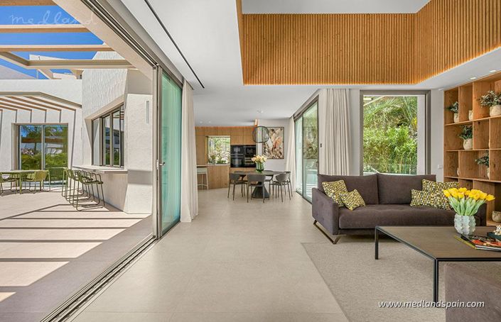 Image No.6-3 Bed Villa for sale