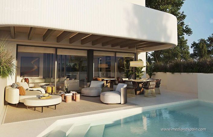 Image No.3-4 Bed Villa for sale